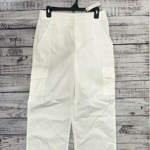 Olivaceous Women's White Cargo Pants Sz. L